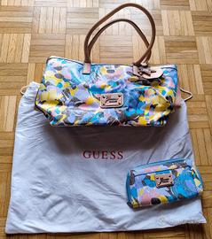 Borsa e portafoglio Guess