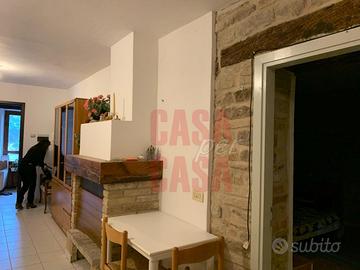 Mini appartamento nel borgo di Force paese dei p