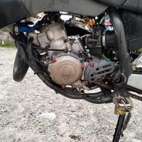 Husqvarna motard 125 MV h2  novembre 2001  perfett