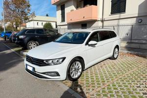 Volkswagen Passat Variant 2.0 TDI 2021