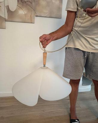 Lampadario in vetro satinato