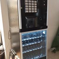 distributore automatico caffè e bevande