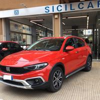 Fiat Tipo 1.5 Hybrid DCT 5 porte City Cross