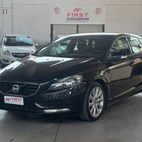 Volvo V40 D2 1.6 Summum
