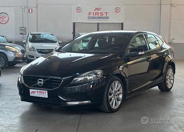 Volvo V40 D2 1.6 Summum