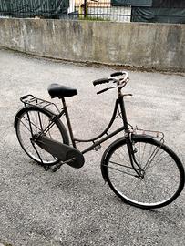 bicicletta da città vintage da donna 
