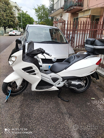 Scoter Malaguti spidermax 500