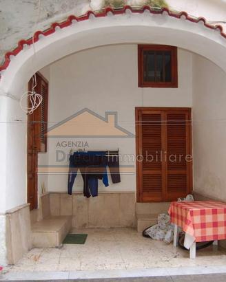 Monolocale uso investimento in Via Licante