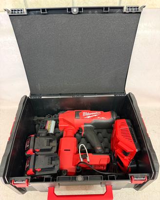 Graffatrice Milwaukee M18 FFUS nuova