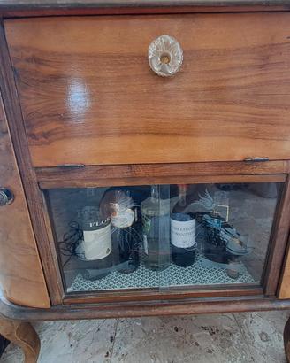 MOBILE BAR CON GIRADISCHI 