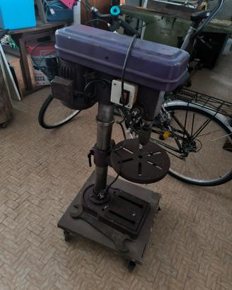 trapano a colonna 220