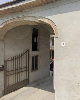 Immobile in asta di 151 m² con 3 locali e box auto