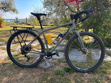 Bicicletta Gravel Genesis Vagabond tg. L