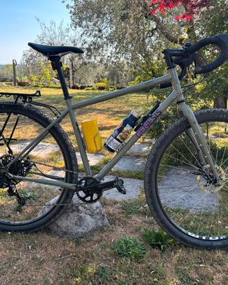 Bicicletta Gravel Genesis Vagabond tg. L