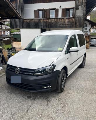 Volkswagen caddy 2.0  4 motion