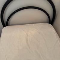 Letto singolo ad una piazza in metallo