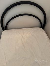 Letto singolo ad una piazza in metallo