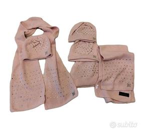 LotSciarpa e cappello donna marca laura Biagiotti