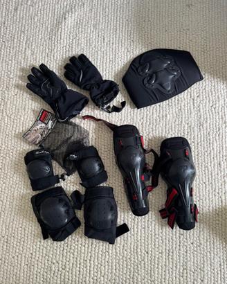Set protezioni moto/scooter con guanti
