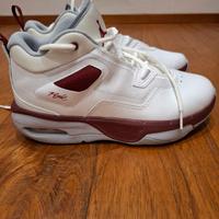 Sxarpe Air Jordan Stay Loyal 3

-taglia 38,5
