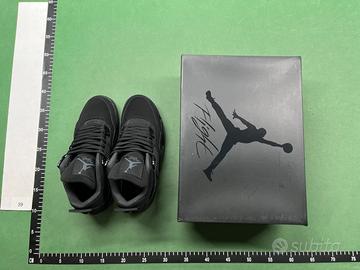 AIR JORDAN 4