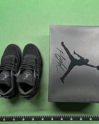 AIR JORDAN 4