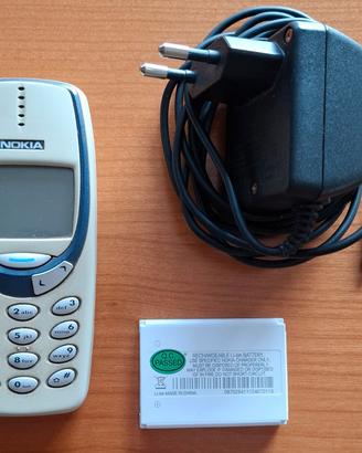 NOKIA 3330 e batteria Nuova