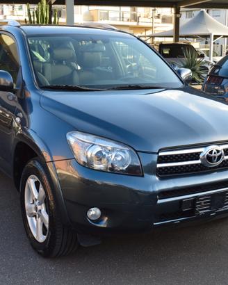 Toyota RAV 4 RAV4 2.2 D-4D 177 CV Luxury