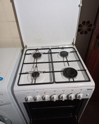 Cucina 50x50 4 fuochi a gas