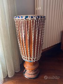 African djembe, tamburo bongo