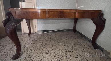 Tavolo in legno stile chippendale con 6 sedie