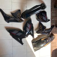 Plastiche Suzuki rmz 250