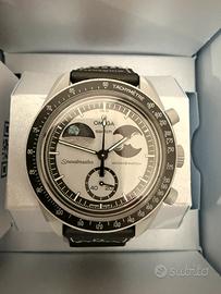 Swatch Omega Mission to Earthpase