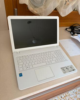 Asus F540L