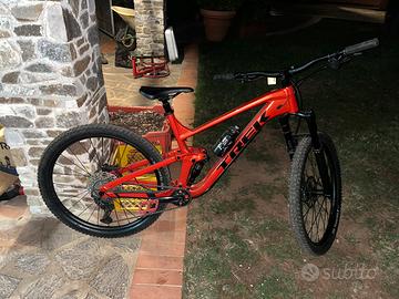 Trek slash 7