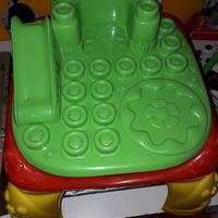 tavolino clementoni con costruzioni morbide 