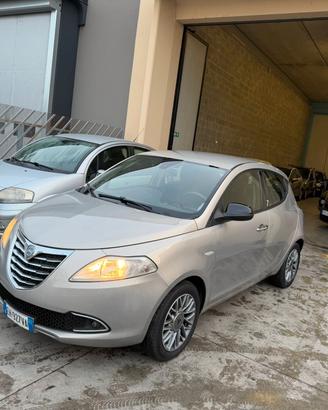 Lancia Ypsilon 1.3 MJT 16V 95 CV 5 porte S&S Silve