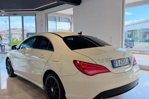 Mercedes Cla 200D dark premium night
