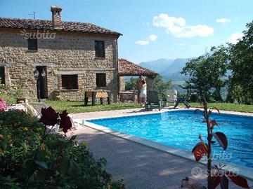 Villa La Pieve- piscina, portico, giardino, parco