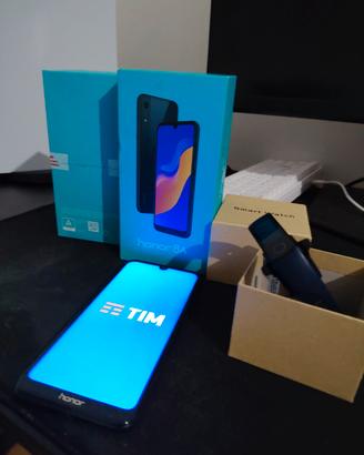 Smartphone Honor 8A + Smartwatch HONOR