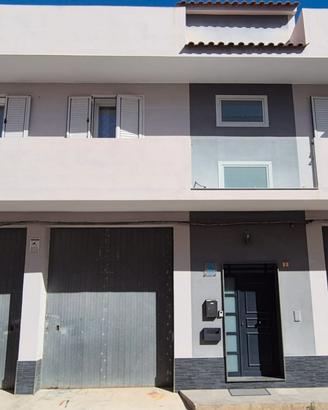 Casa indipendente in Via Giovanni Grasso - Avola