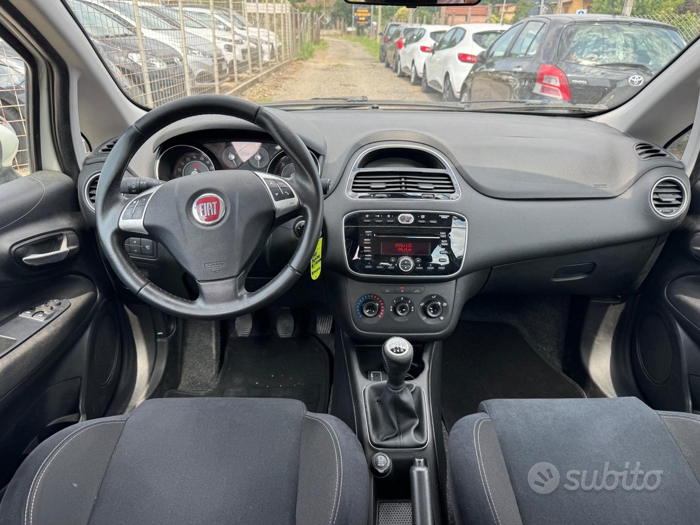 Fiat Punto 2016 photo 2