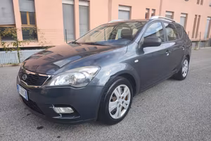 Kia Ceed 1.4 Benz euro 5 99 Milà km