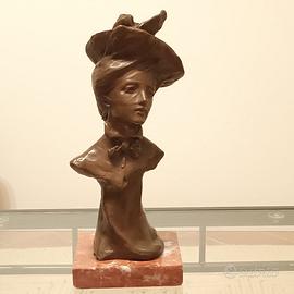 Scultura liberty in bronzo