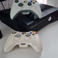Xbox 360 con 100 giochi piu kinect