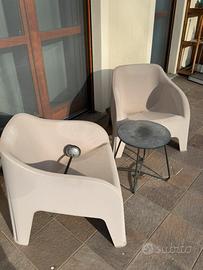 Poltrone e tavolino