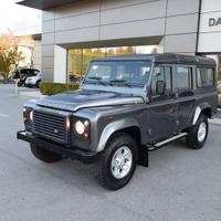Land Rover Defender 110 2.2 TD4 Station Wagon...