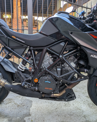 KTM superduke 1290r