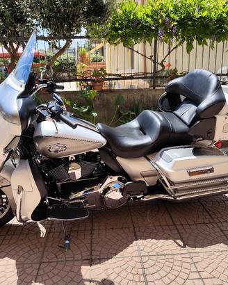 Harley Davidson Touring Electra Gild ultra classic