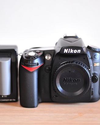 Nikon D90 -  12.3 MP -  pochissimi scatti